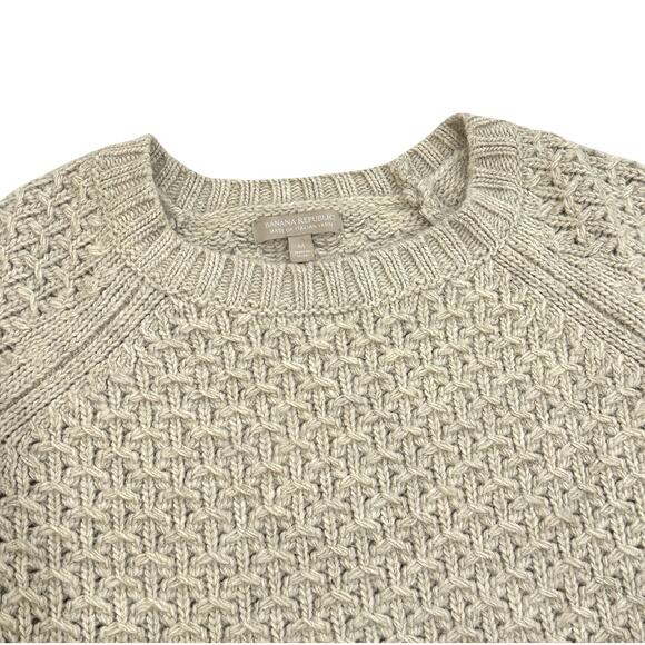 Banana Republic Cable Knit Pullover Sweater Womens M Beige Alpaca & Wool Blend - Picture 2 of 7